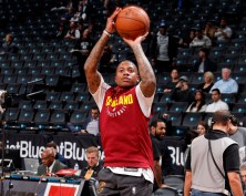 isaiah_thomas_lebron_james